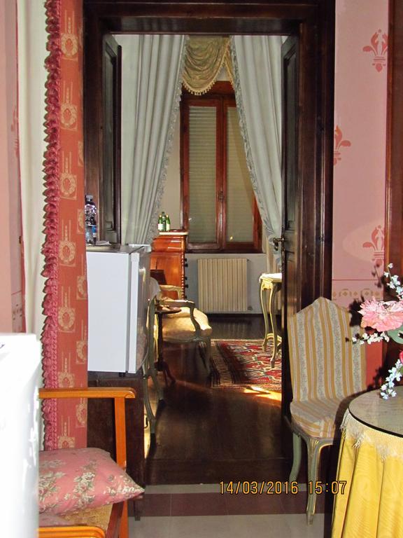 Villa Maria Bed & Breakfast, Corridonia, Marche Exteriör bild