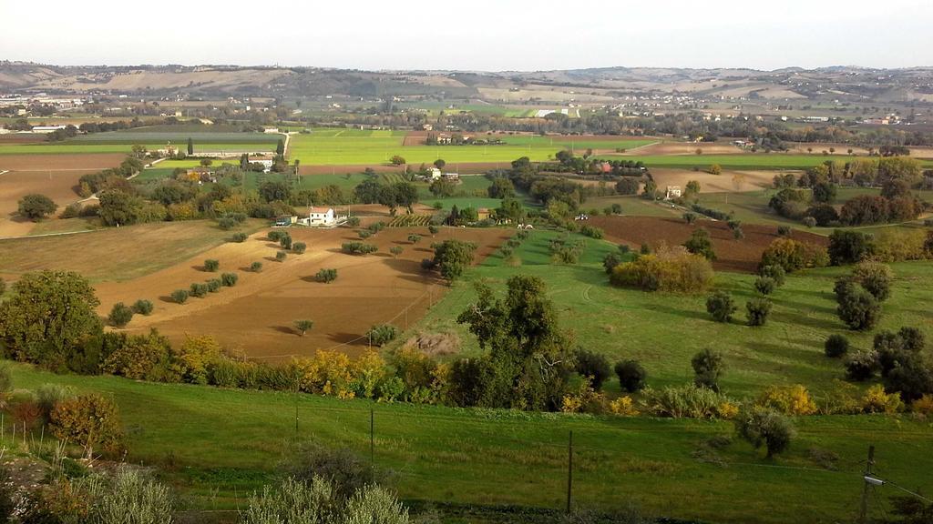 Villa Maria Bed & Breakfast, Corridonia, Marche Exteriör bild